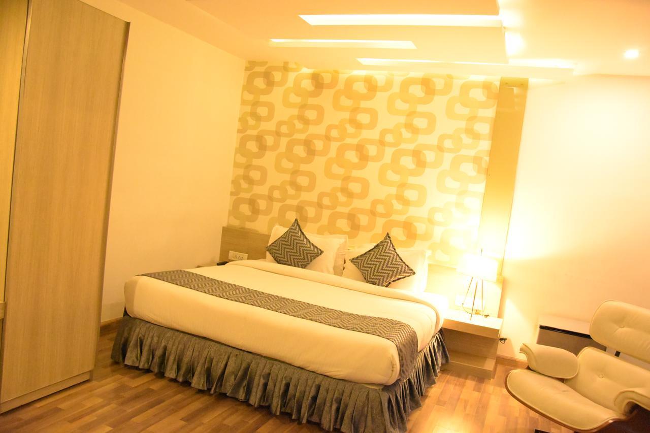 Poppys Tower Hotel Coimbatore Exterior photo